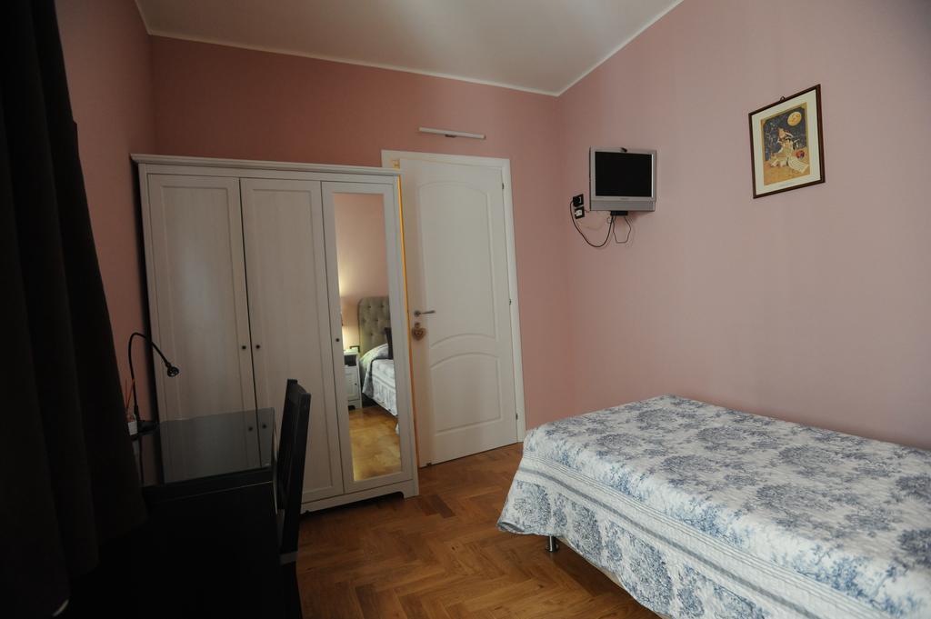 פסארו B&B Aurora Domus D'A-Mare חדר תמונה